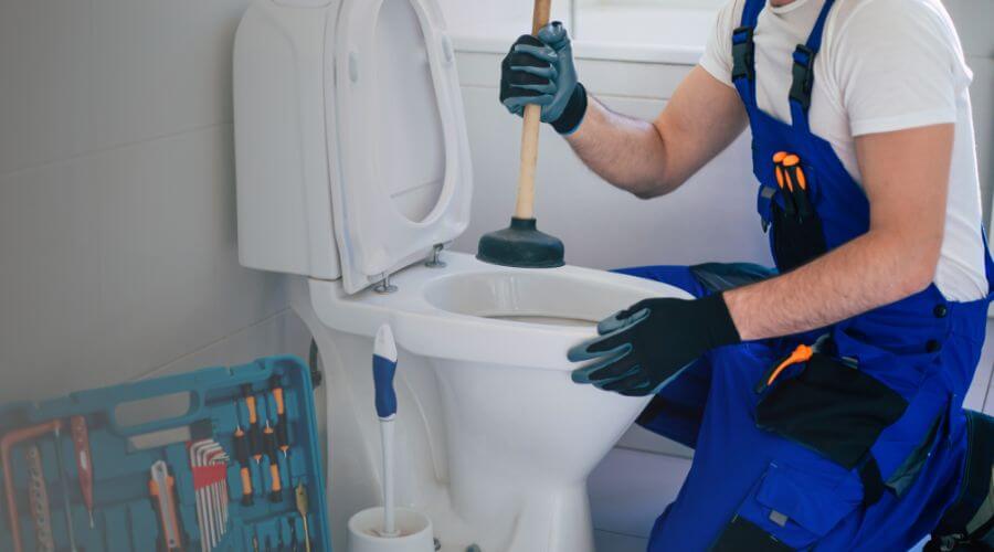 Expert burst pipe repair services in Zeeland, MI